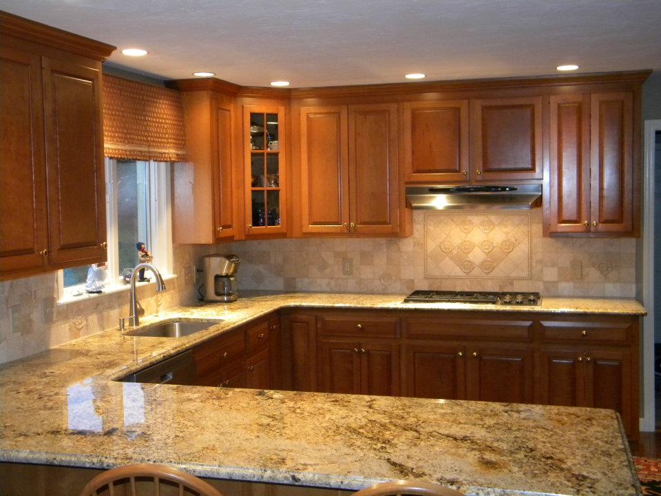 Namibian Gold Granite Countertop Tumble Marble Backsplash Tiles 5